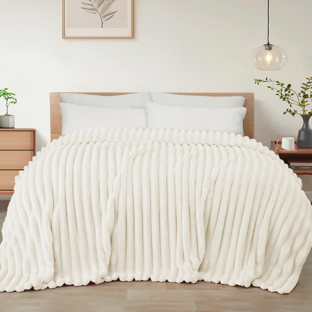 Exclusivo Mezcla Striped Fleece Throw Blanket for Couch, Sofa, Bed, 50"x60"