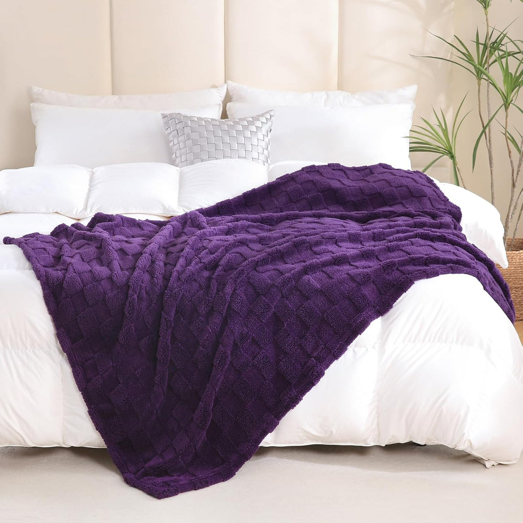 Deep Purple Fleece Throw Blanket 50”×60”Checkered Design for Couch