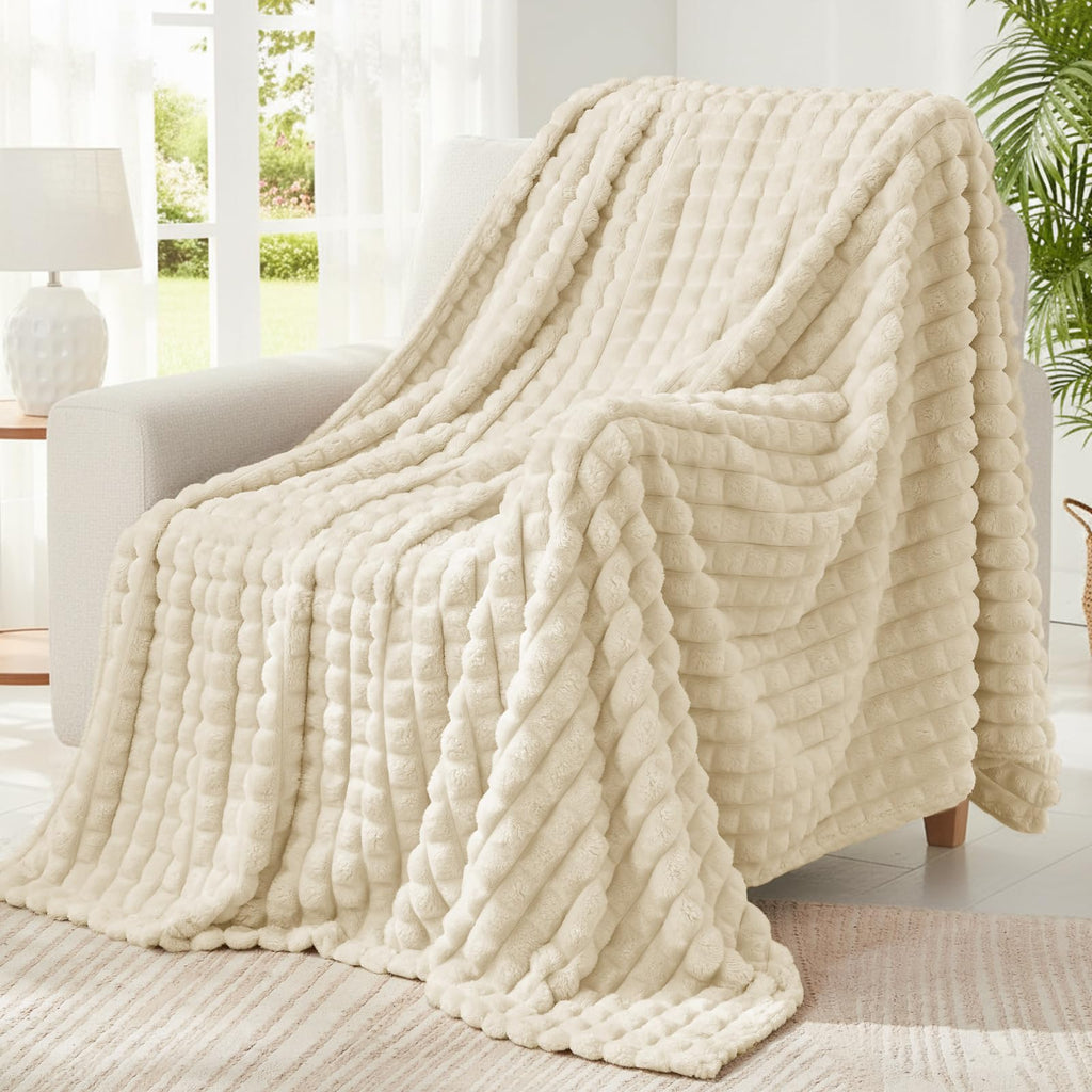 BEDELITE Buffalo Plaid Flannel Fleece Throw Blanket for Couch