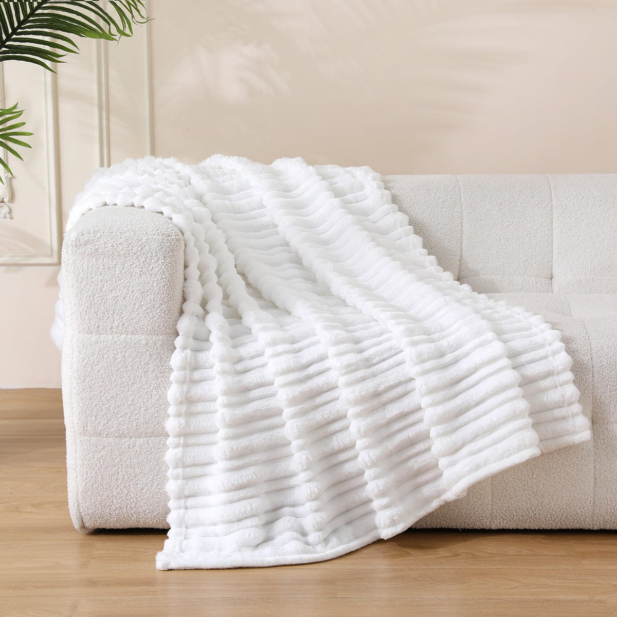 Puncuntex Burnt Orange Soft Throw Blanket 50"×60" for Couch Cozy 3D Striped