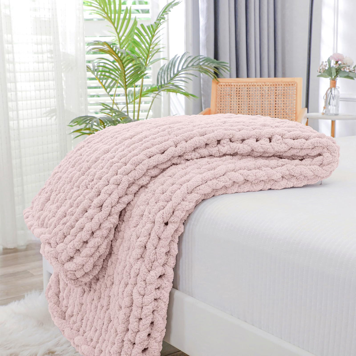 Bigacogo Chunky Knit Throw Blanket for Couch, 40x60 inches, Beige