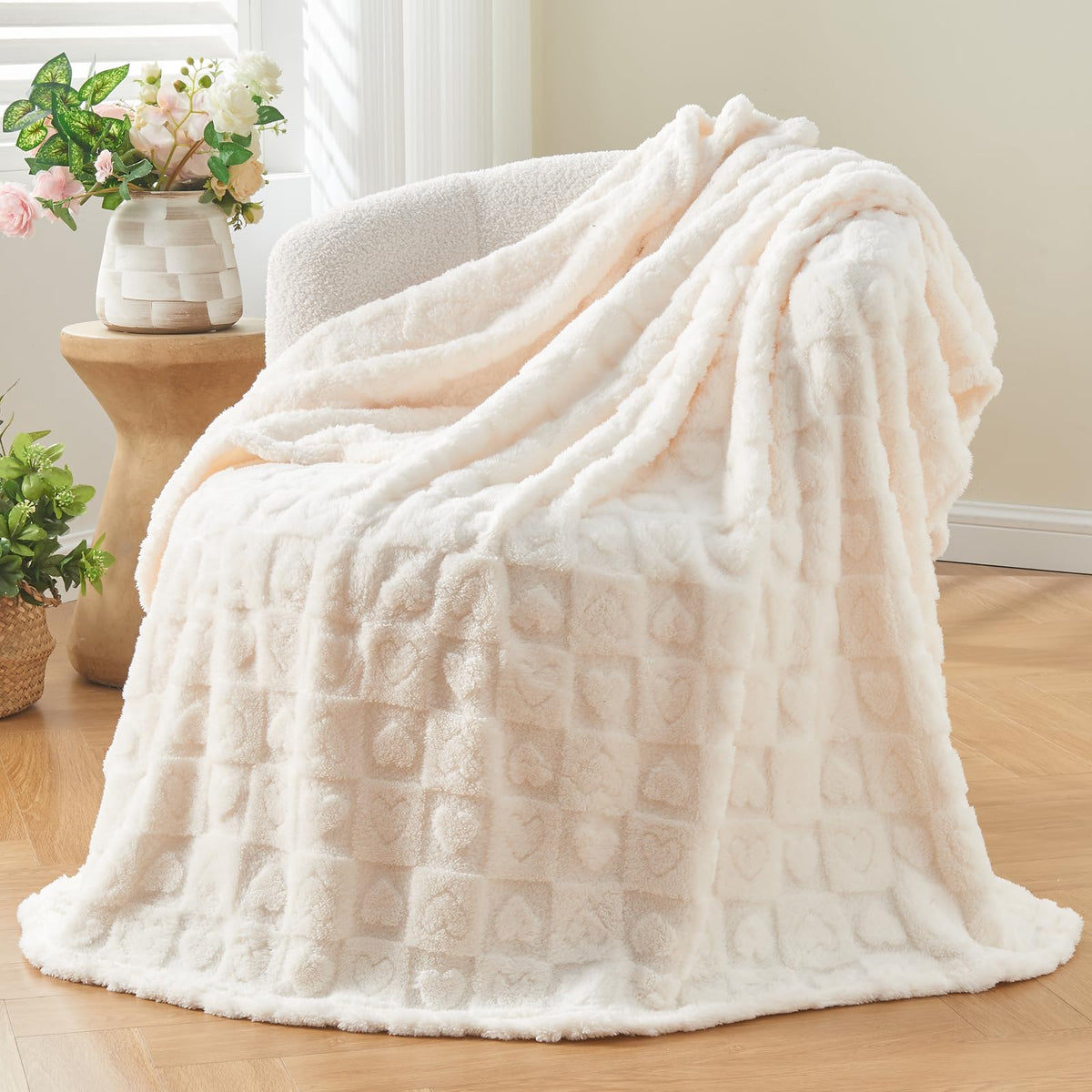 NEWCOSPLAY 3D Checkered Flannel Throw Blanket, Ivory Checkered, 50"x70"