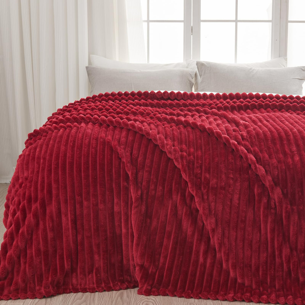 NEWCOSPLAY Fleece Ribbed Cozy Throw Blanket for Couch, Pink, 50"x60"