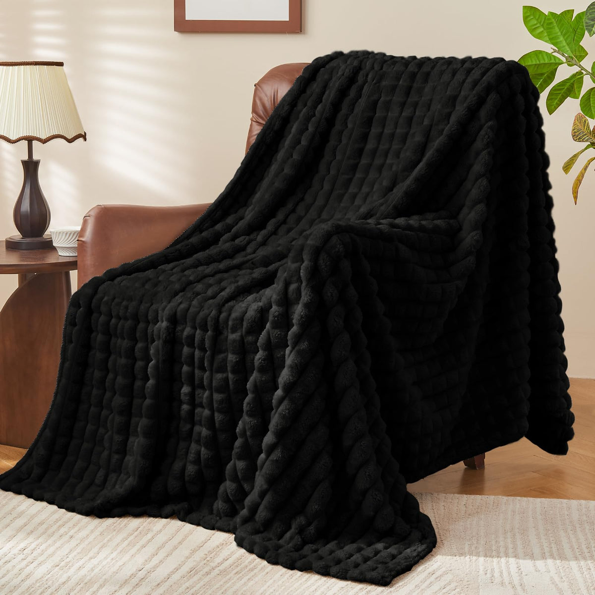 BEDELITE Buffalo Plaid Flannel Fleece Throw Blanket for Couch