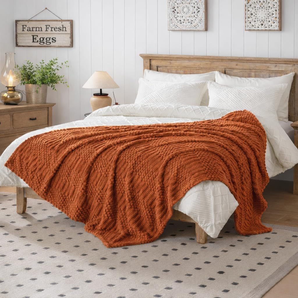 Rust Throw Blanket - Soft & Fluffy Fleece, Cute & Aesthetic, Perfect for Sofa, Couch, Chair, Bed, Living Room & Bedroom, All-Season Use, Plush & Cozy Decorative Blanket