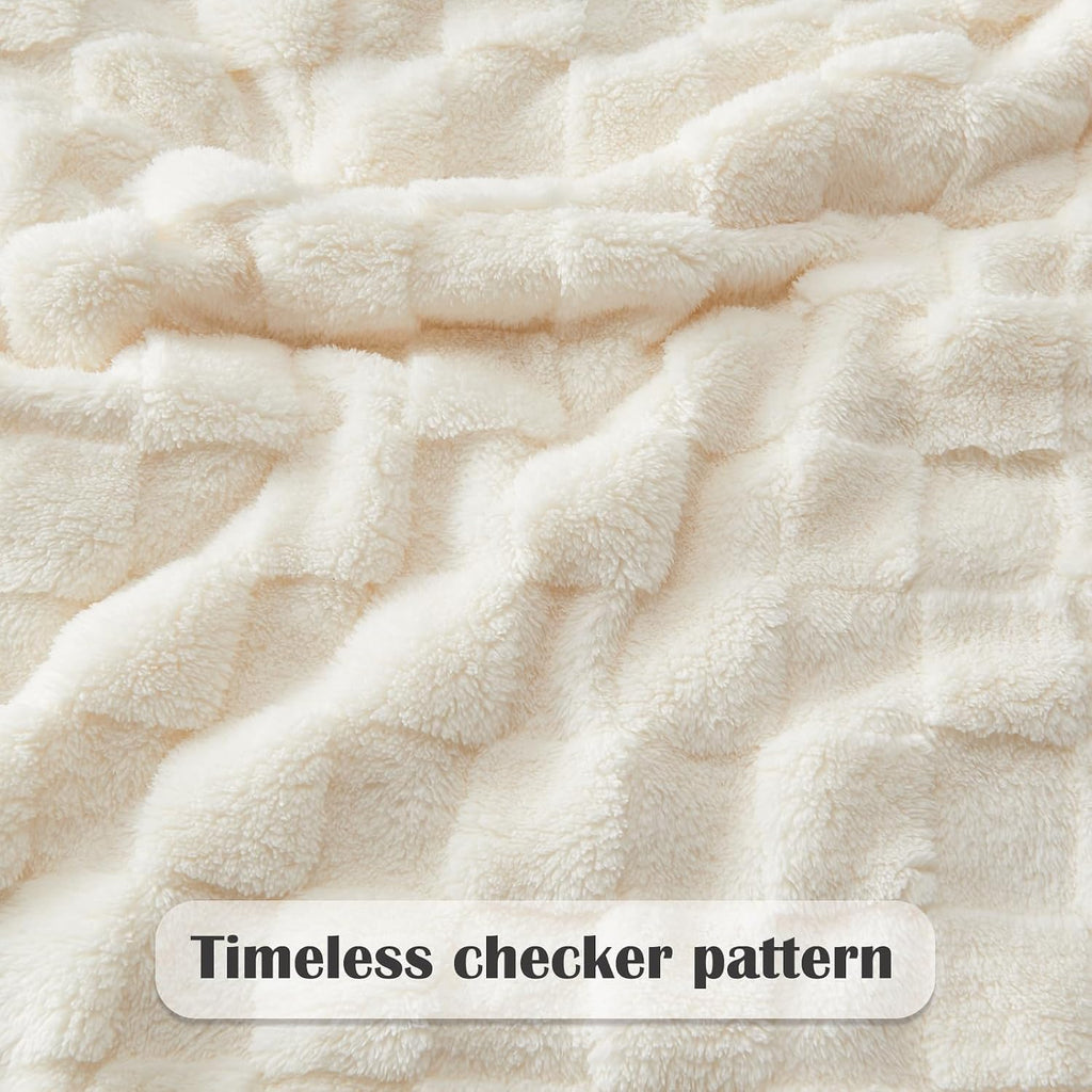 NEWCOSPLAY 3D Checkered Flannel Throw Blanket, Ivory Checkered, 50"x70"