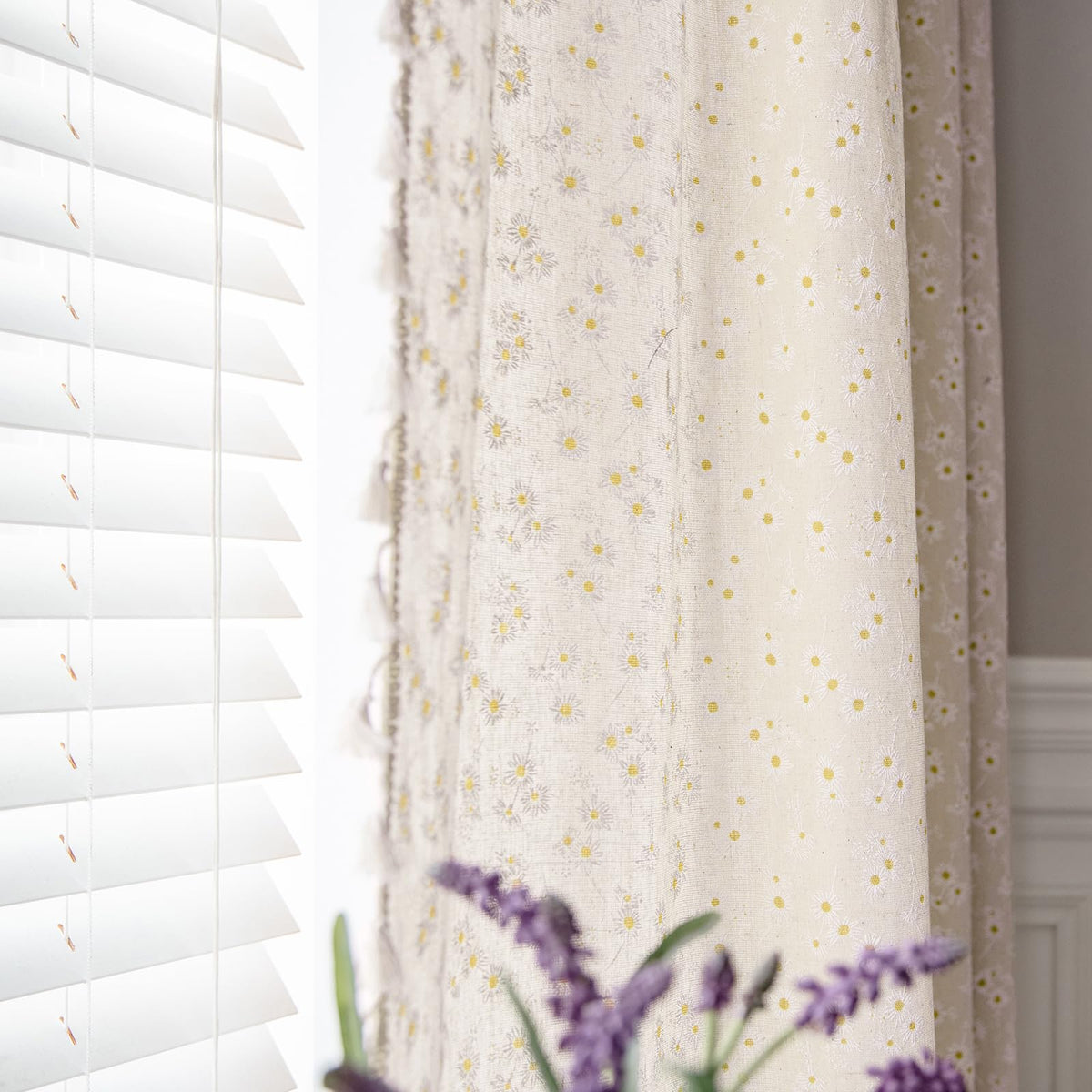 ENJOYBRIDAL Floral Curtains 84 Inch Long Living Room Boho Drapes Bedroom 2 Panels Semi Sheer Floor Length Window Curtain Panels Vintage Rod Pocket Tassel Farmhouse Nursery Window Treatments