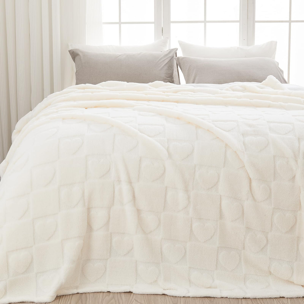NEWCOSPLAY 3D Checkered Flannel Throw Blanket, Ivory Checkered, 50"x70"