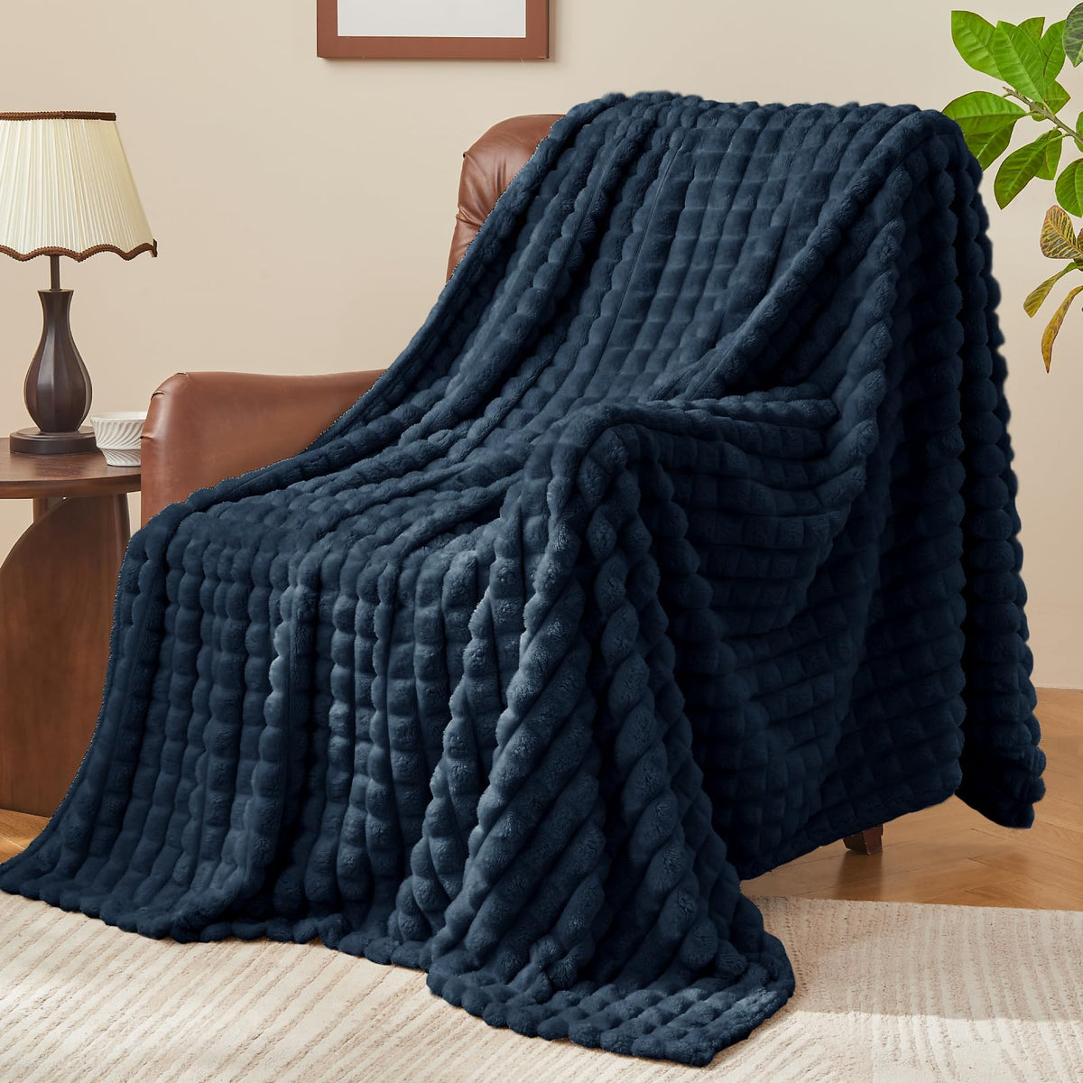 BEDELITE Buffalo Plaid Flannel Fleece Throw Blanket for Couch