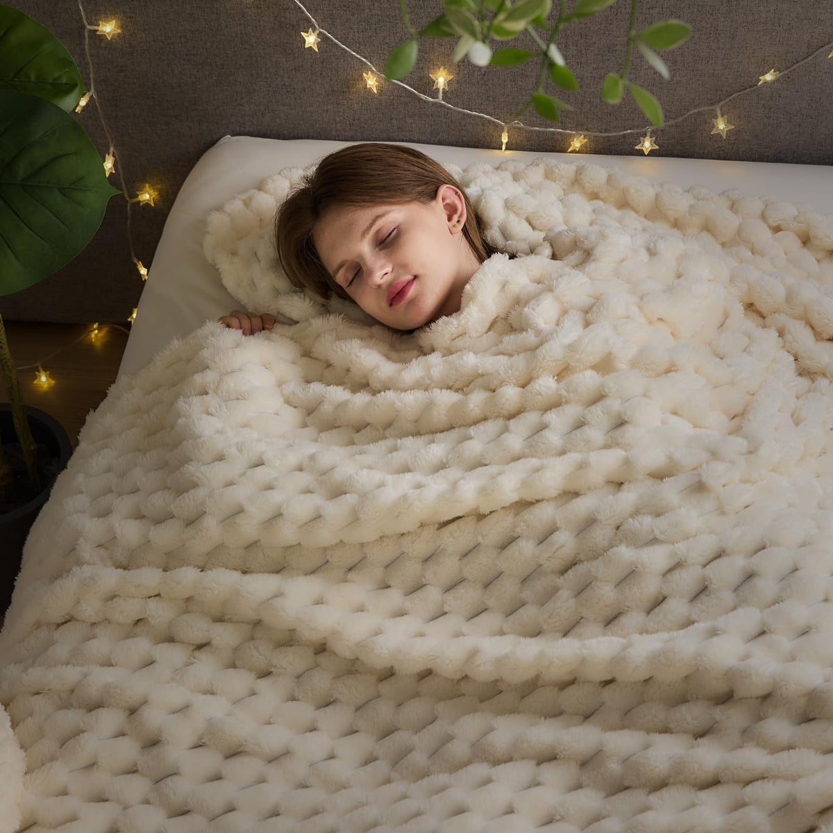NEWCOSPLAY Fleece Ribbed Cozy Throw Blanket for Couch, Pink, 50"x60"