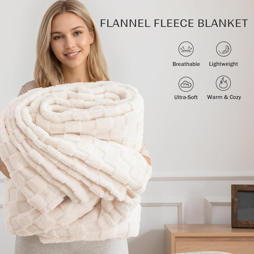 Exclusivo Mezcla 3D Checkered Fleece Throw Blanket for Couch, Ivory