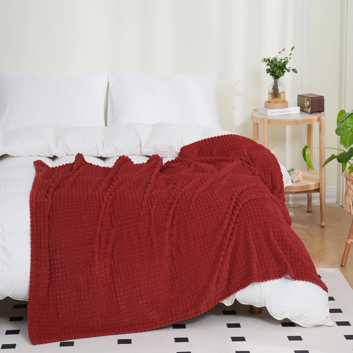 Puncuntex Fleece Throw Blanket Dark Green 50"×60" with Square Grid Design