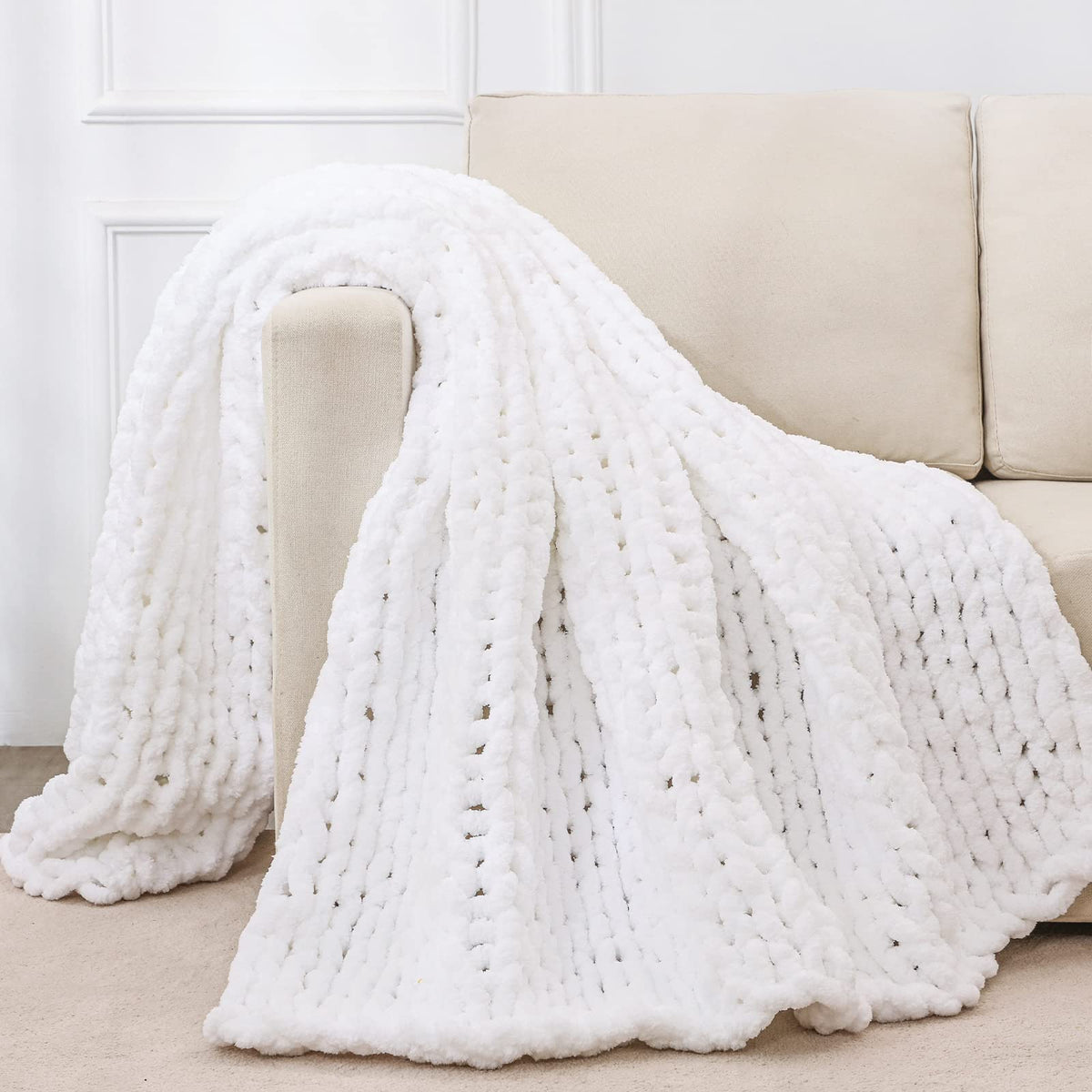 Bigacogo Chunky Knit Throw Blanket for Couch, 40x60 inches, Beige