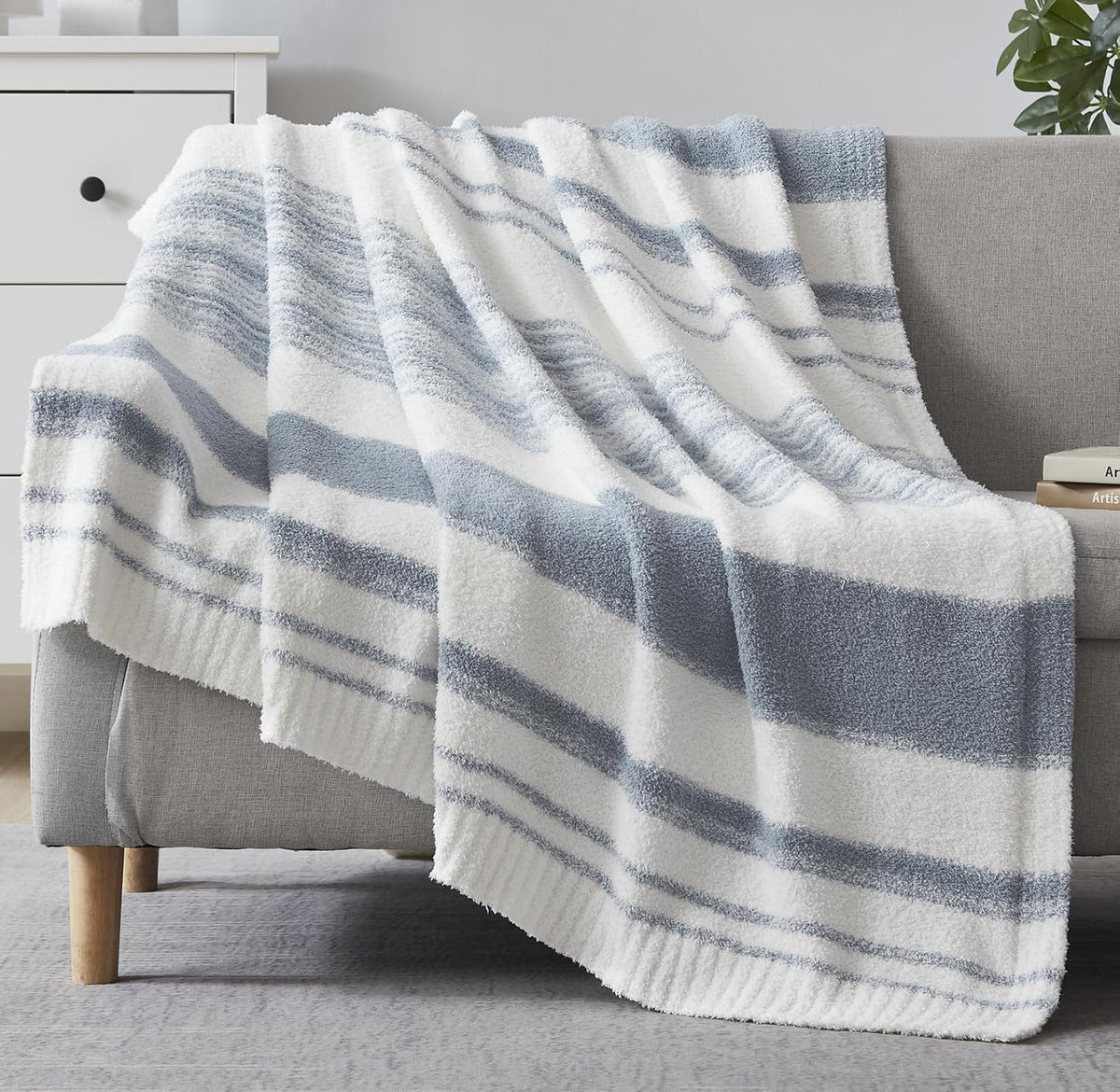 WRENSONGE Soft Checkered Throw Blanket for Couch-Cozy Warm Knitted Blankets