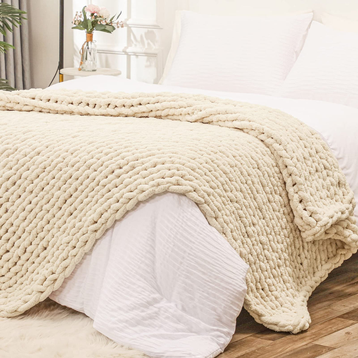 Bigacogo Chunky Knit Throw Blanket for Couch, 40x60 inches, Beige