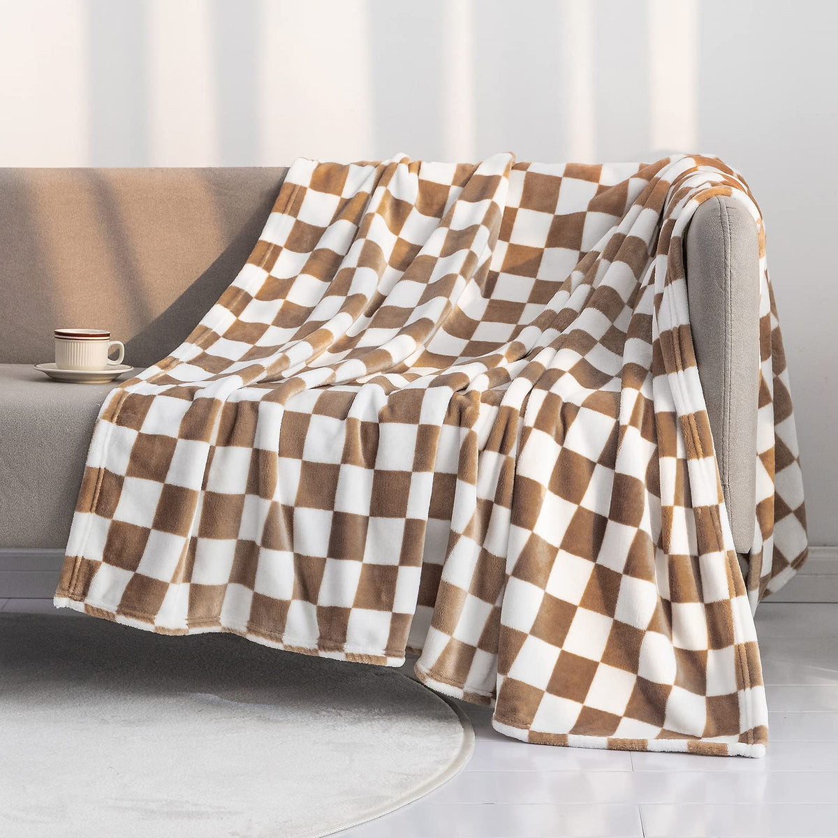 LOMAO Throw Blankets Flannel Blanket with Checkerboard Grid Pattern Soft Throw Blanket for Couch, Bed, Sofa Luxurious Warm and Cozy for All Seasons (Black, 50"x60")