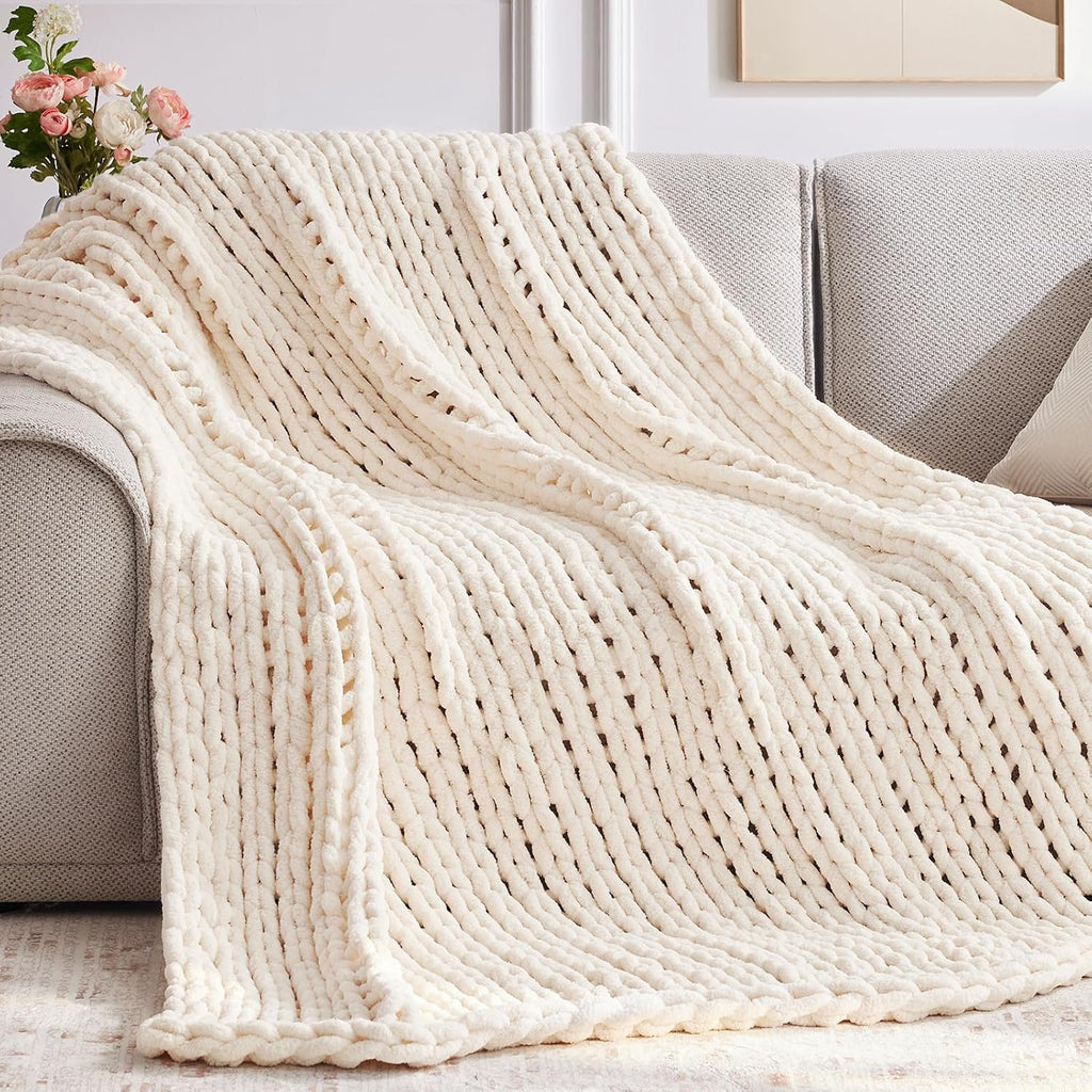 Negwoo Chunky Knit Throw Blanket, Knitted Throw Chenille Yarn, 50"*60"