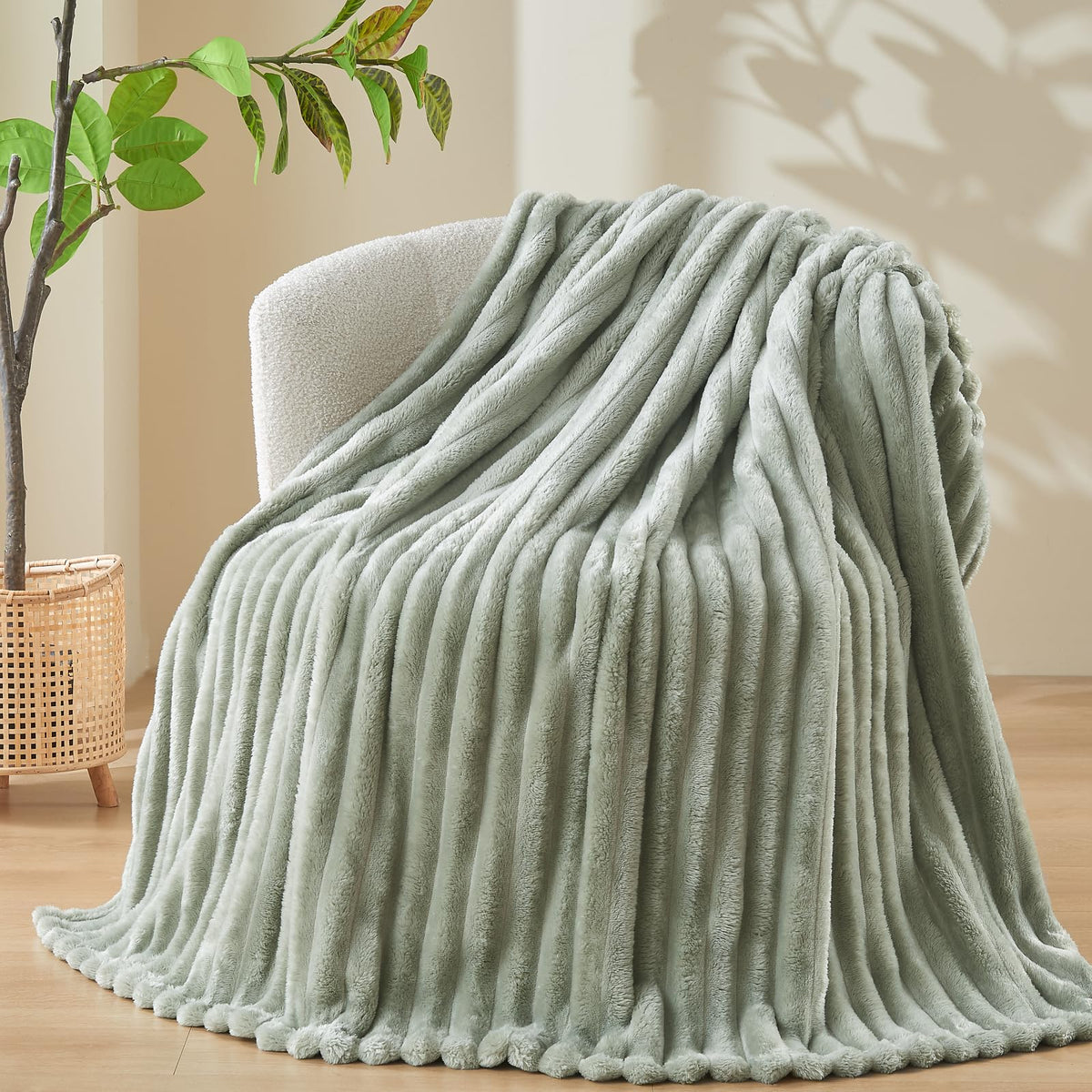 NEWCOSPLAY Fleece Ribbed Cozy Throw Blanket for Couch, Pink, 50"x60"