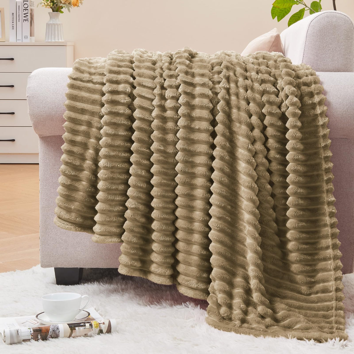 BEDELITE 3D Ribbed Jacquard Pink Fleece Throw Blanket for Couch, 50x60 Inch
