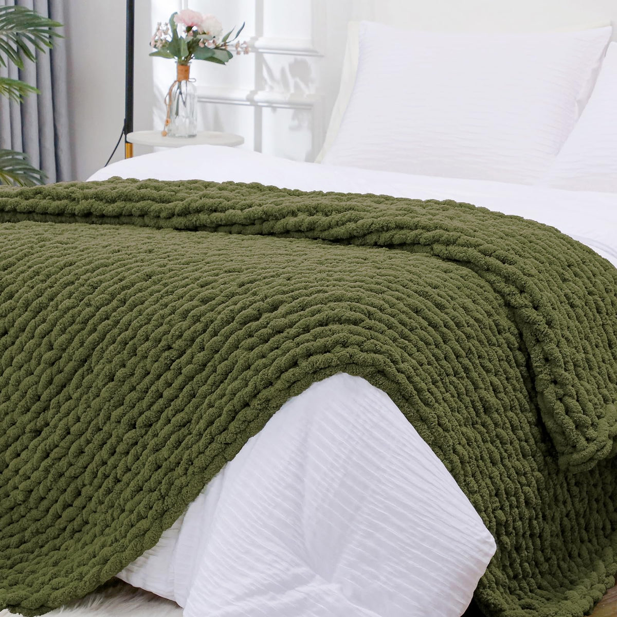 Bigacogo Chunky Knit Throw Blanket for Couch, 40x60 inches, Beige