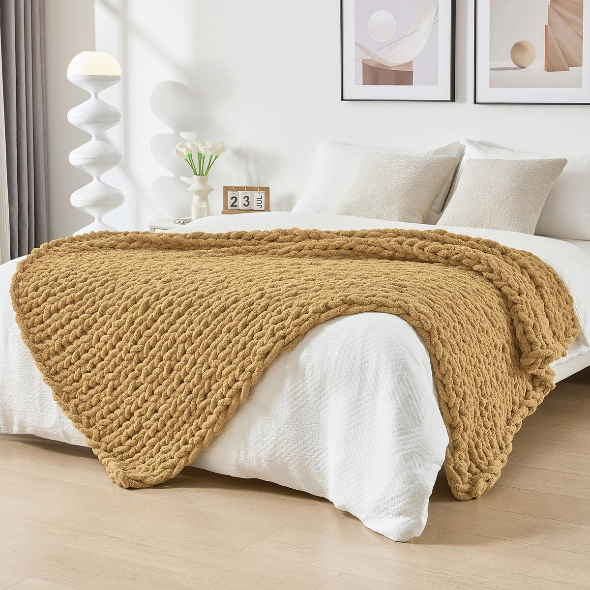 Bigacogo Chunky Knit Throw Blanket for Couch, 40x60 inches, Beige