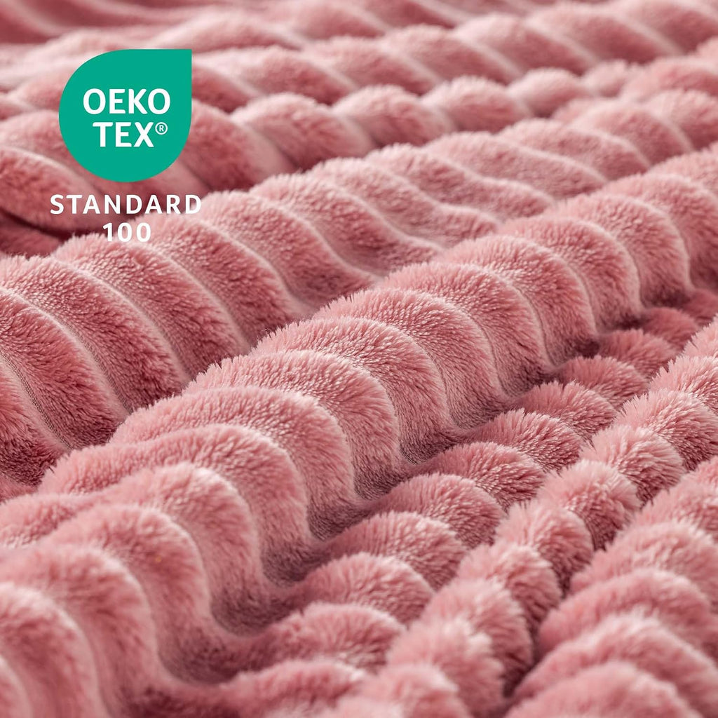 BEDELITE 3D Ribbed Jacquard Pink Fleece Throw Blanket for Couch, 50x60 Inch