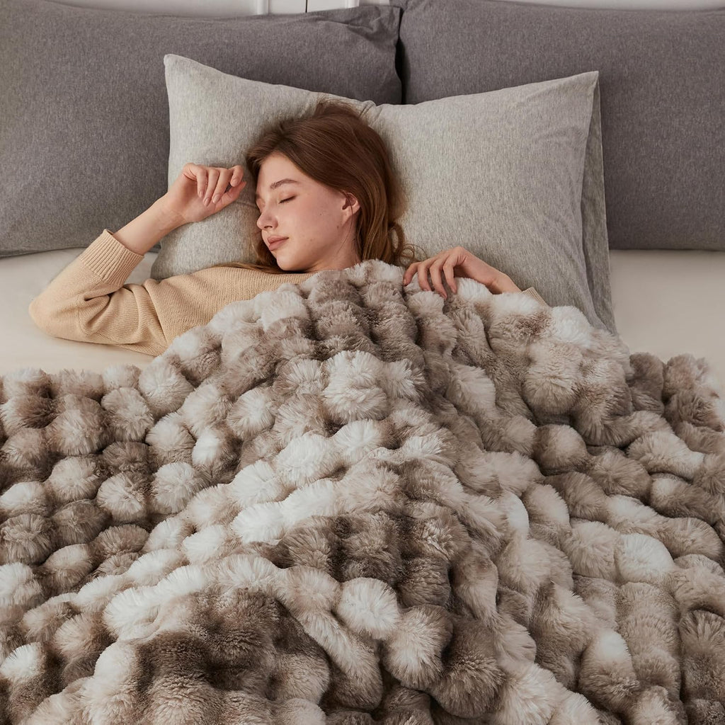 COOVA Soft Bubble Faux Fur Throw Blanket, 50"x60", Tie-dye Brown