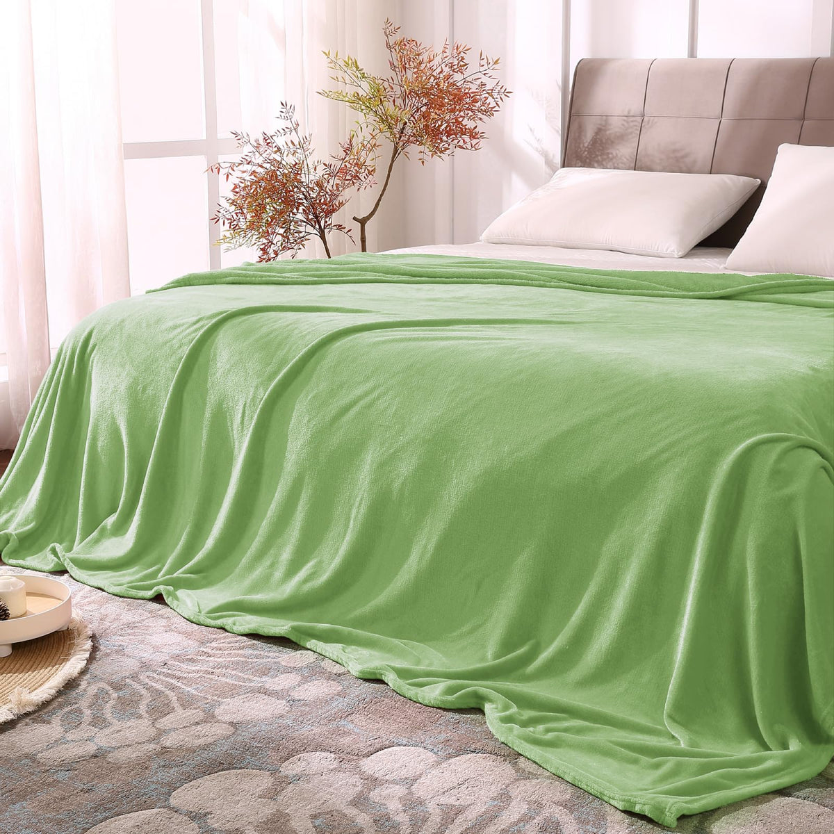 BEDELITE Fleece Blanket Soft Plush Throw for Couch Black 50"x60"