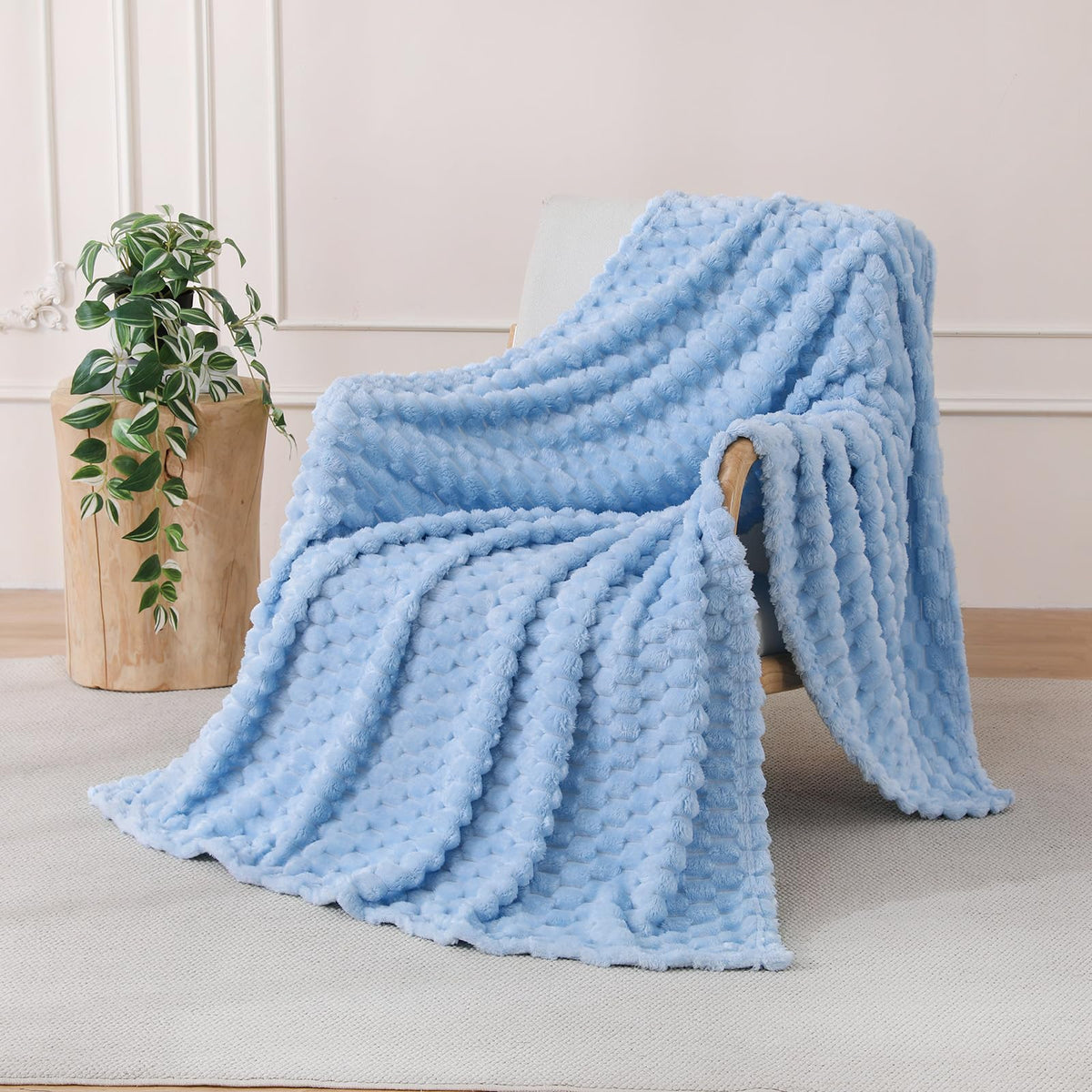 Light Blue Fleece Throw Blanket 50"×60" for Couch Sofa Bed
