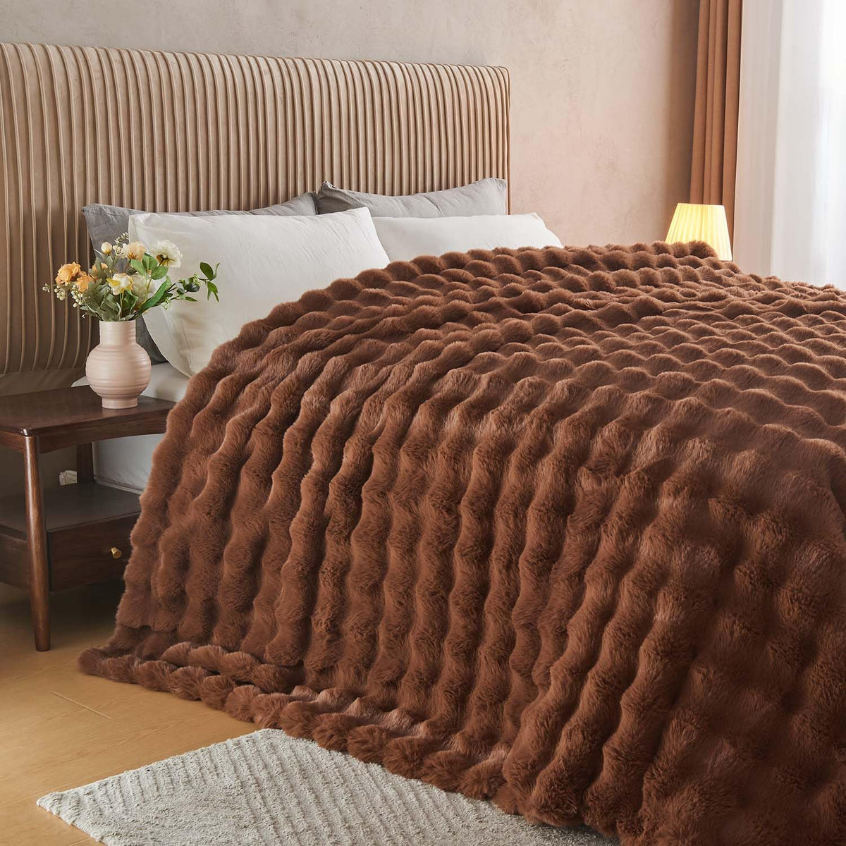 Lotus Karen Faux Fur Throw Blanket Cream White - Big Bubble Rabbit Fluff Blanket for Couch, Small Fluffy Fuzzy Cozy Blanket, Thick Furry Plush Shaggy Blankets, 50x60 Inches