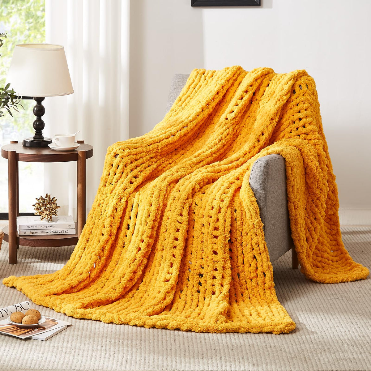 L'AGRATY Chunky Knit Throw Blanket for Couch, 50'' x 60'' Knit Throw, Ivory