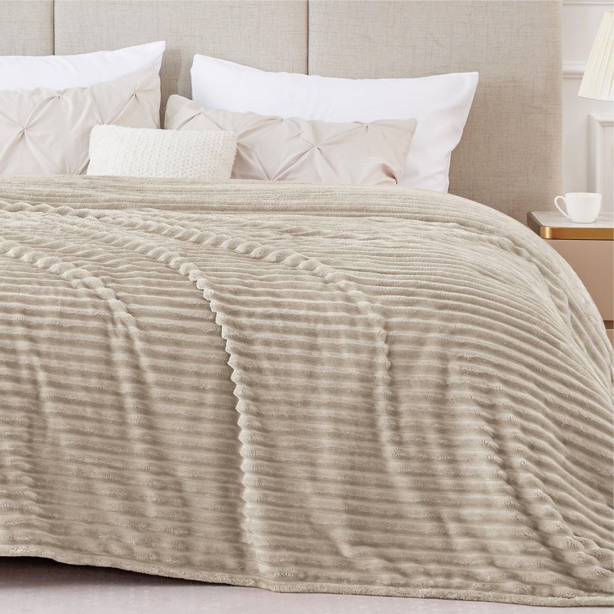 BEDELITE 3D Ribbed Jacquard Pink Fleece Throw Blanket for Couch, 50x60 Inch