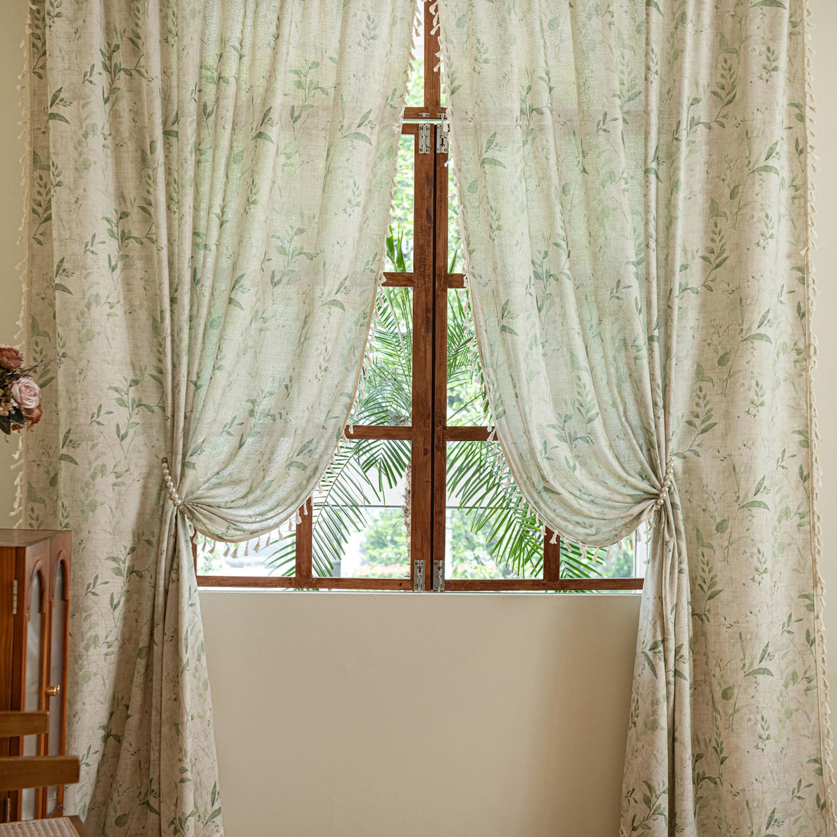 ENJOYBRIDAL Floral Curtains 84 Inch Long Living Room Boho Drapes Bedroom 2 Panels Semi Sheer Floor Length Window Curtain Panels Vintage Rod Pocket Tassel Farmhouse Nursery Window Treatments