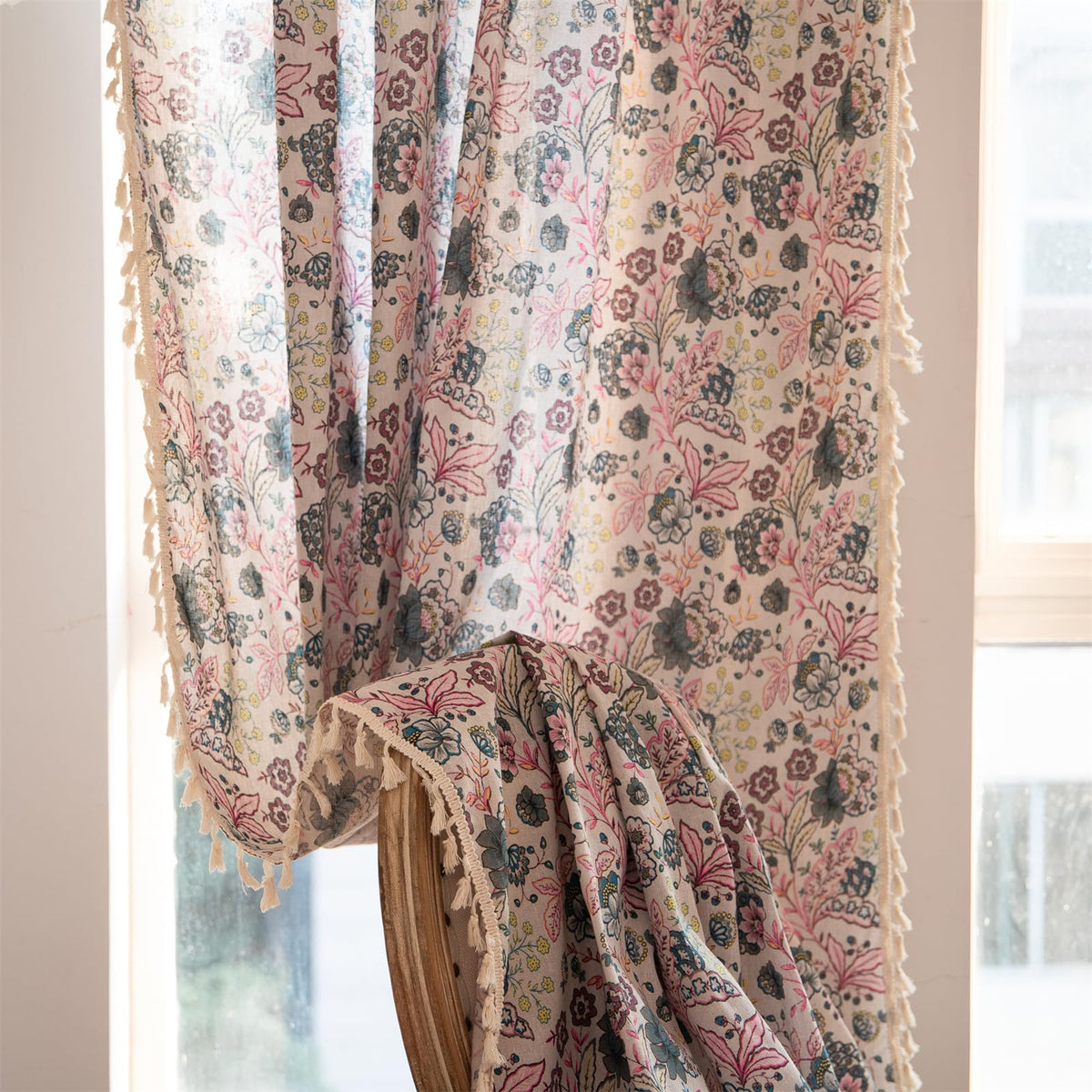 ENJOYBRIDAL Floral Curtains 84 Inch Long Living Room Boho Drapes Bedroom 2 Panels Semi Sheer Floor Length Window Curtain Panels Vintage Rod Pocket Tassel Farmhouse Nursery Window Treatments