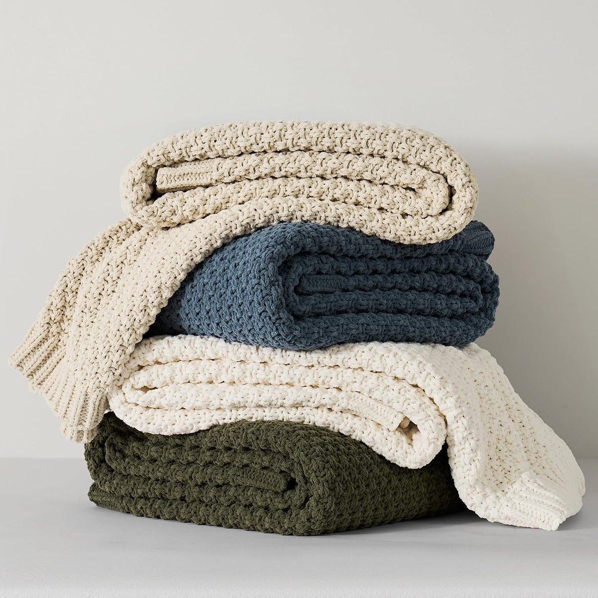 EVERGRACEHOME Chunky Chenille Knit Throw Blanket, 50 x 60, Olive Green