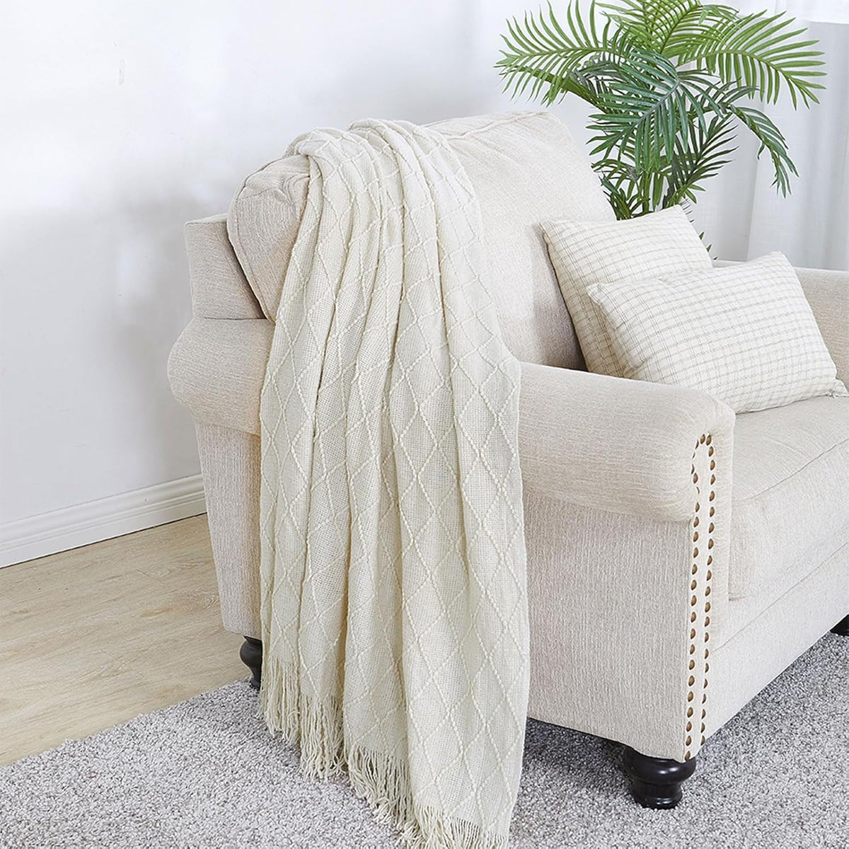 BOURINA Beige Throw Blanket 50x60 Inch Boho Knitted Soft Throw Sofa Blanket