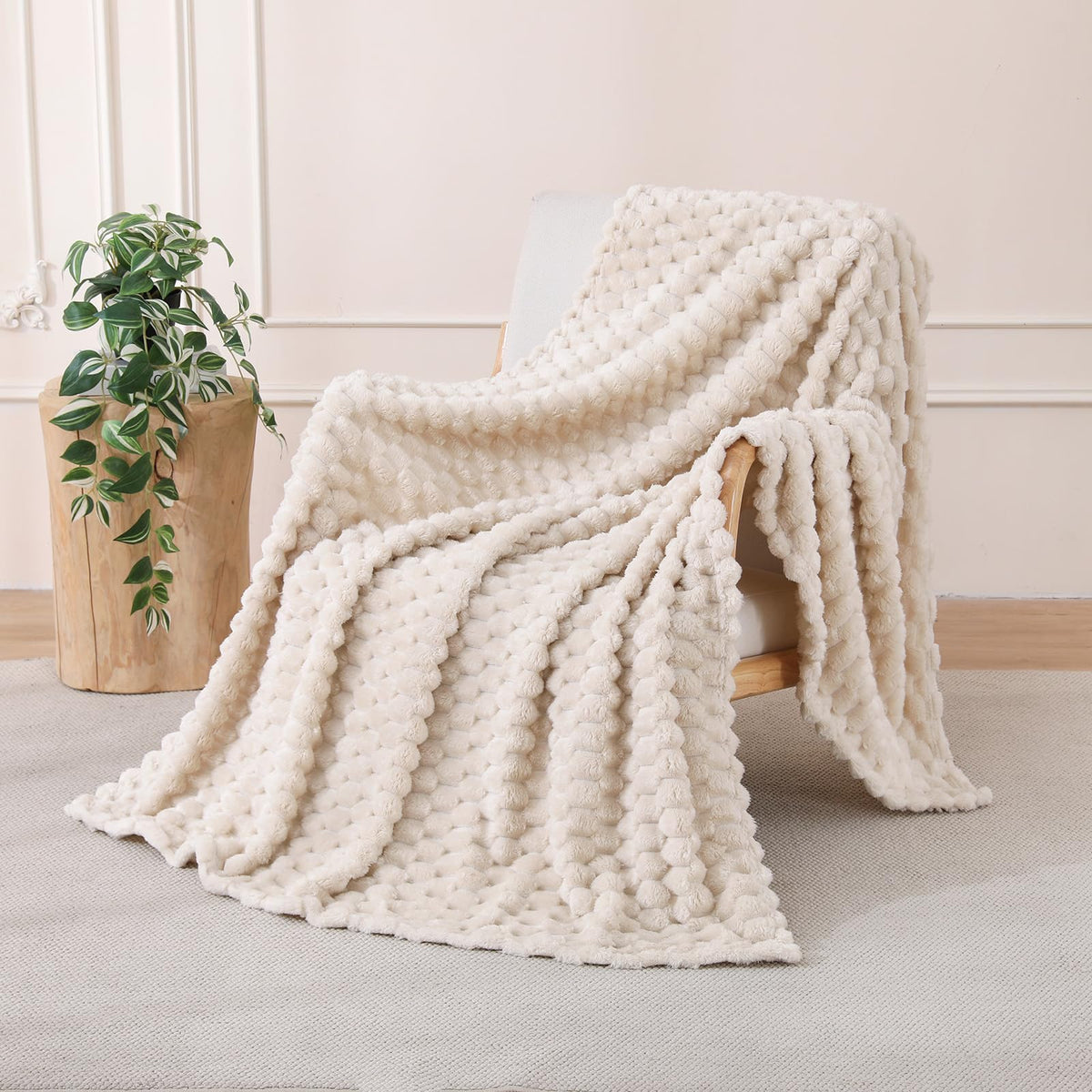 Light Blue Fleece Throw Blanket 50"×60" for Couch Sofa Bed