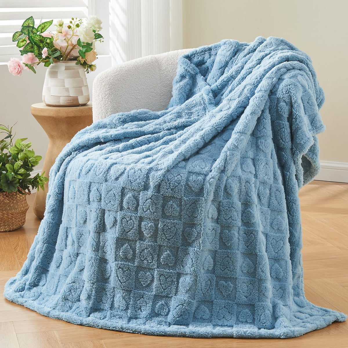 NEWCOSPLAY 3D Checkered Flannel Throw Blanket, Ivory Checkered, 50"x70"