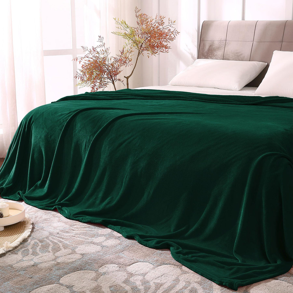 BEDELITE Fleece Blanket Soft Plush Throw for Couch Black 50"x60"