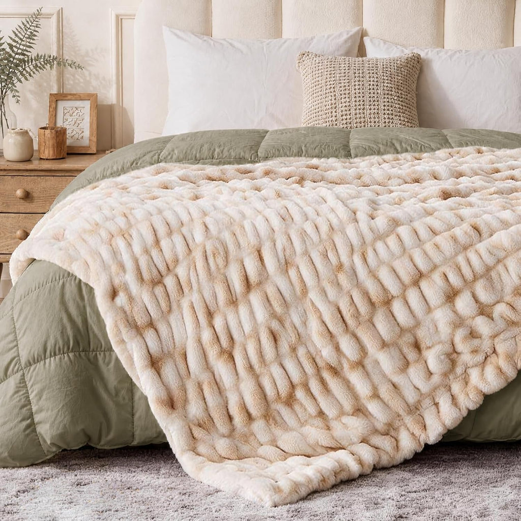 Double Sided Ruched Faux Rabbit Fur Throw Blanket,50x60 CaramelCream