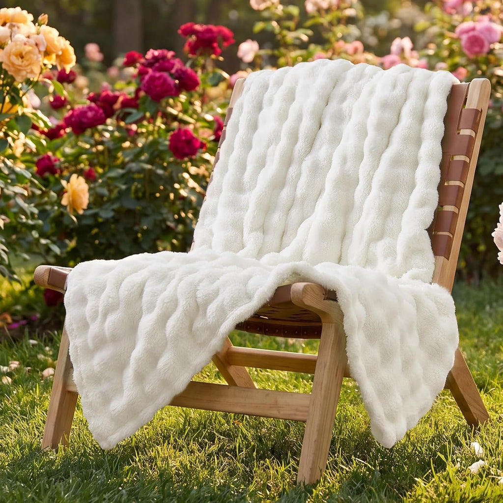 Lotus Karen 3D Bubble Fleece Blanket for Couch - Ultra Soft Fluffy White Throw Blanket for Sofa Bedroom, Lightweight Cozy Throw for All Season, Adults Women Kids Off White, 50"x60"