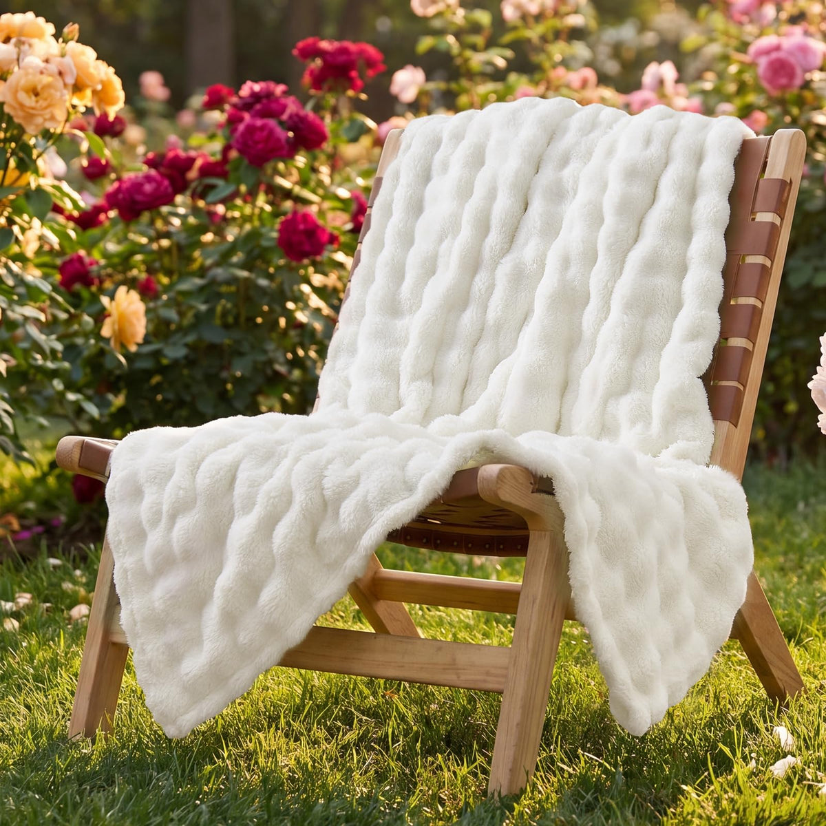 Lotus Karen 3D Bubble Fleece Blanket for Couch - Ultra Soft Fluffy White Throw Blanket for Sofa Bedroom, Lightweight Cozy Throw for All Season, Adults Women Kids Off White, 50"x60"