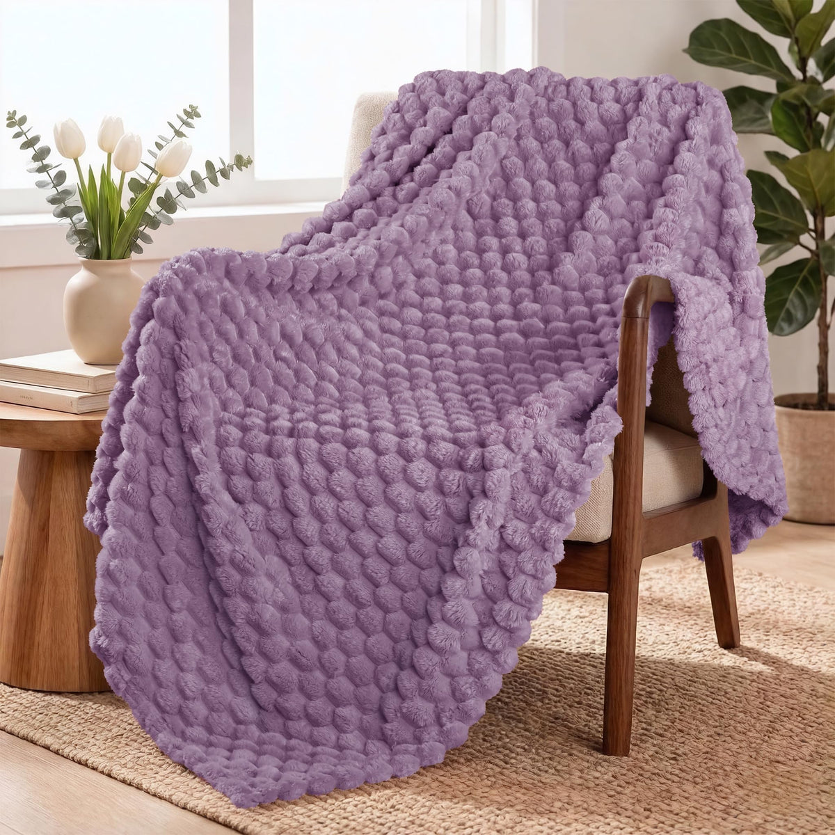 Exclusivo Mezcla Large 3D Fleece Throw Blanket for Couch, Ivory