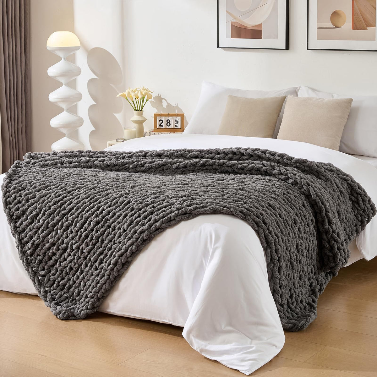 Bigacogo Chunky Knit Throw Blanket for Couch, 40x60 inches, Beige