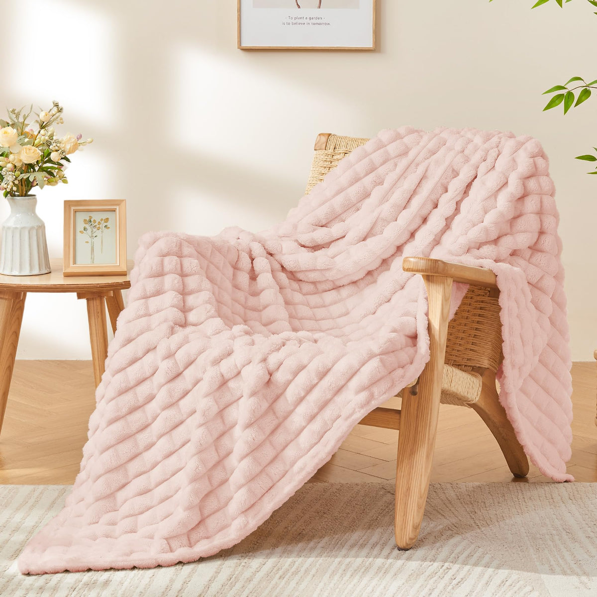 BEDELITE Buffalo Plaid Flannel Fleece Throw Blanket for Couch