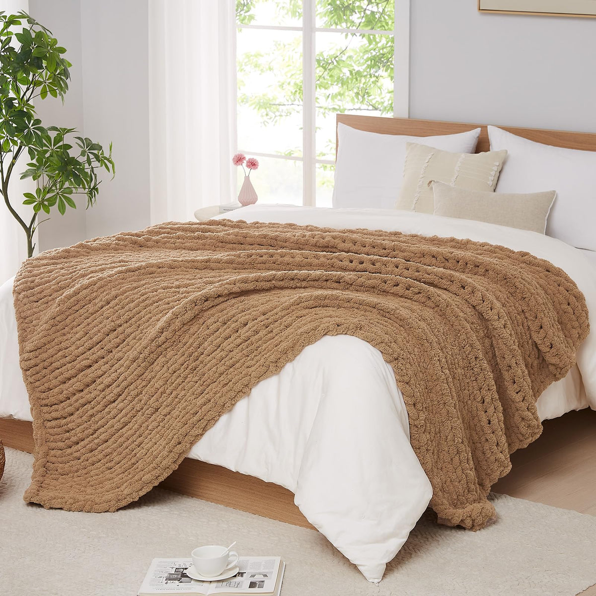 L'AGRATY Chunky Knit Throw Blanket for Couch, 50'' x 60'' Knit Throw, Ivory