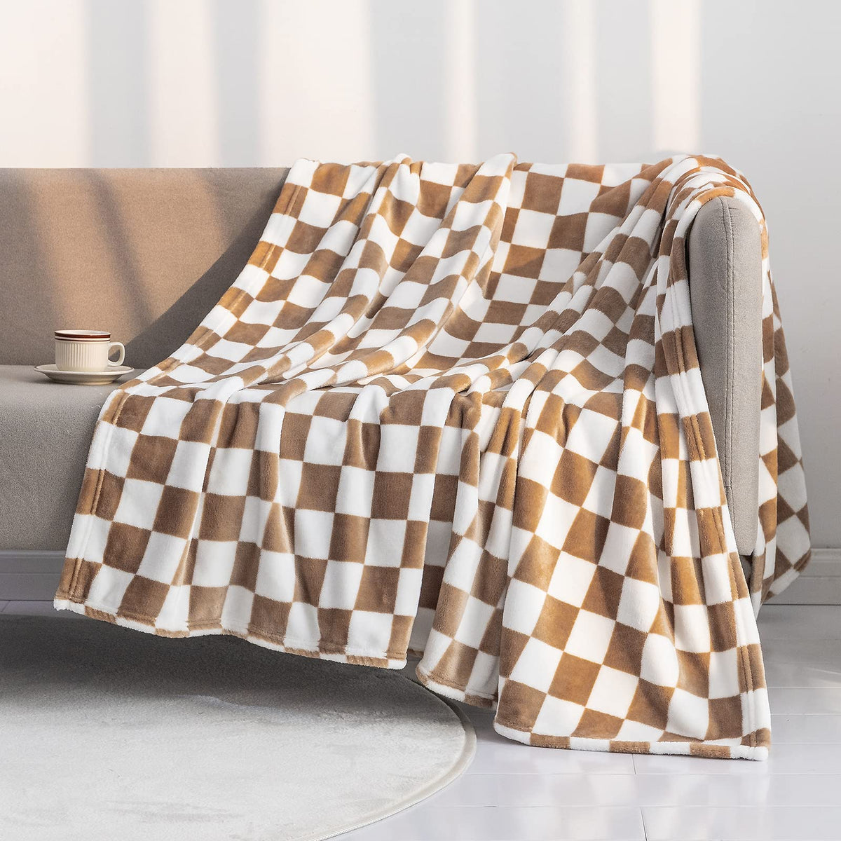 LOMAO Throw Blankets Flannel Blanket with Checkerboard Grid Pattern Soft Throw Blanket for Couch, Bed, Sofa Luxurious Warm and Cozy for All Seasons (Black, 50"x60")