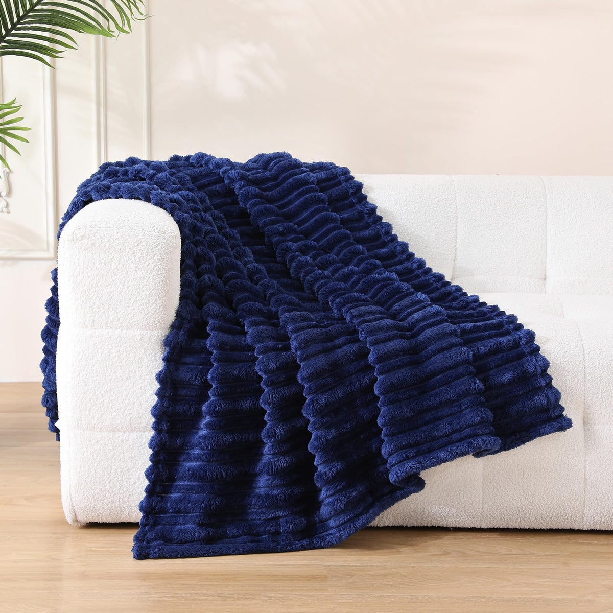Puncuntex Burnt Orange Soft Throw Blanket 50"×60" for Couch Cozy 3D Striped