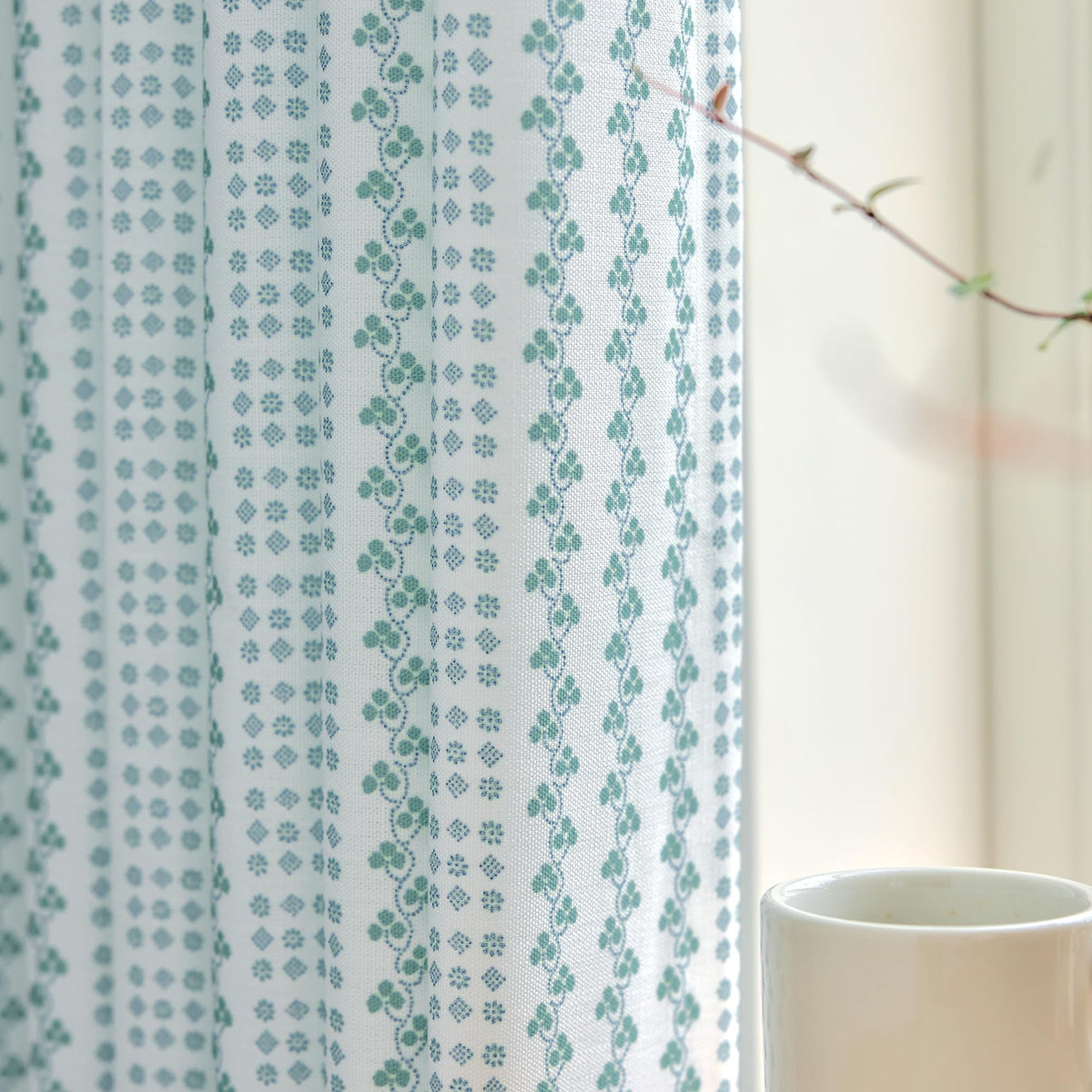 DrapePalette - Linen Blend Pinch Pleated Curtains 108 Inches Long for Living Room, Bedroom, Dining Room, Light Filtering Curtains 2 Panels Set, Modern Floral Printed Design, Antique White 30"W x 108"L