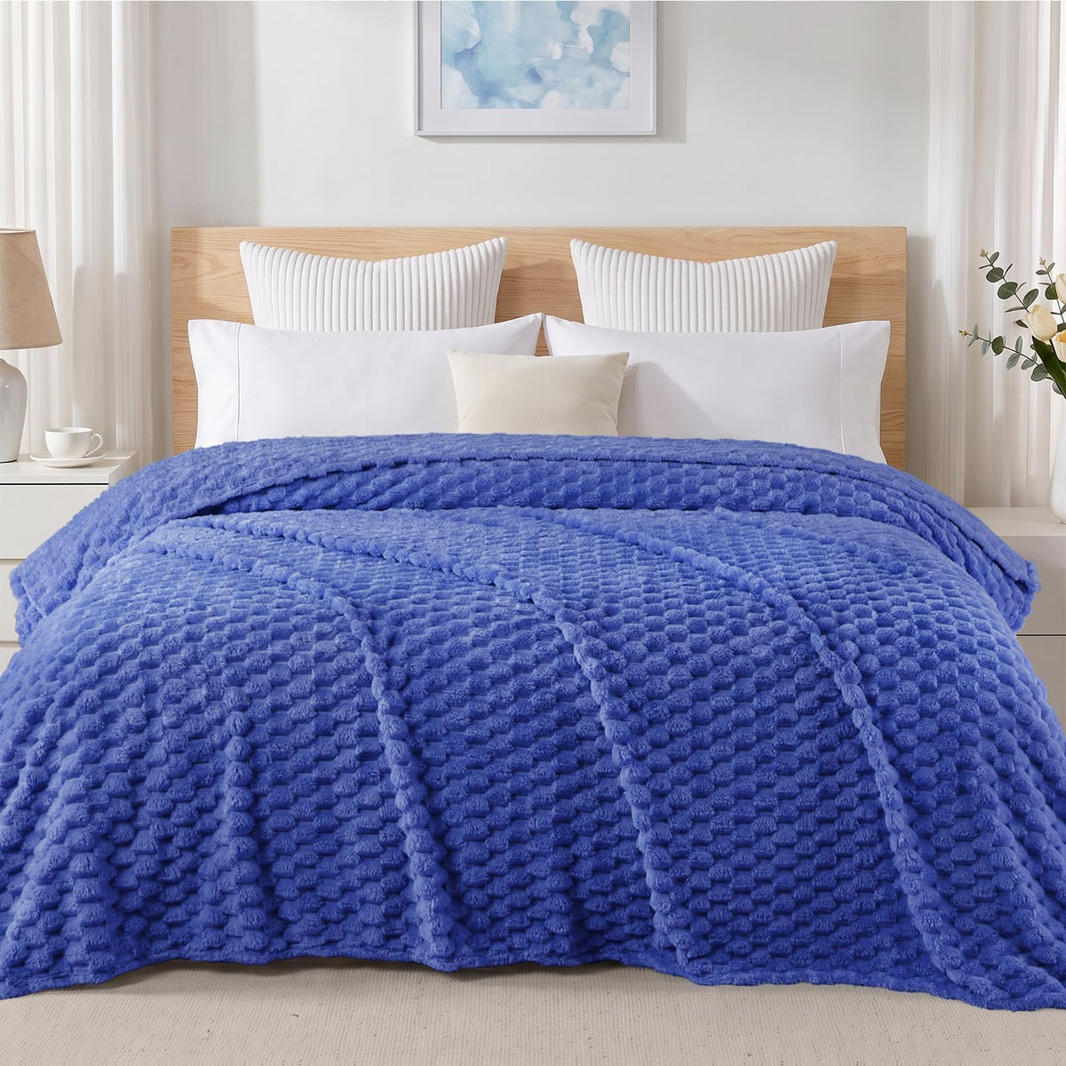 Exclusivo Mezcla Large 3D Fleece Throw Blanket for Couch, Ivory